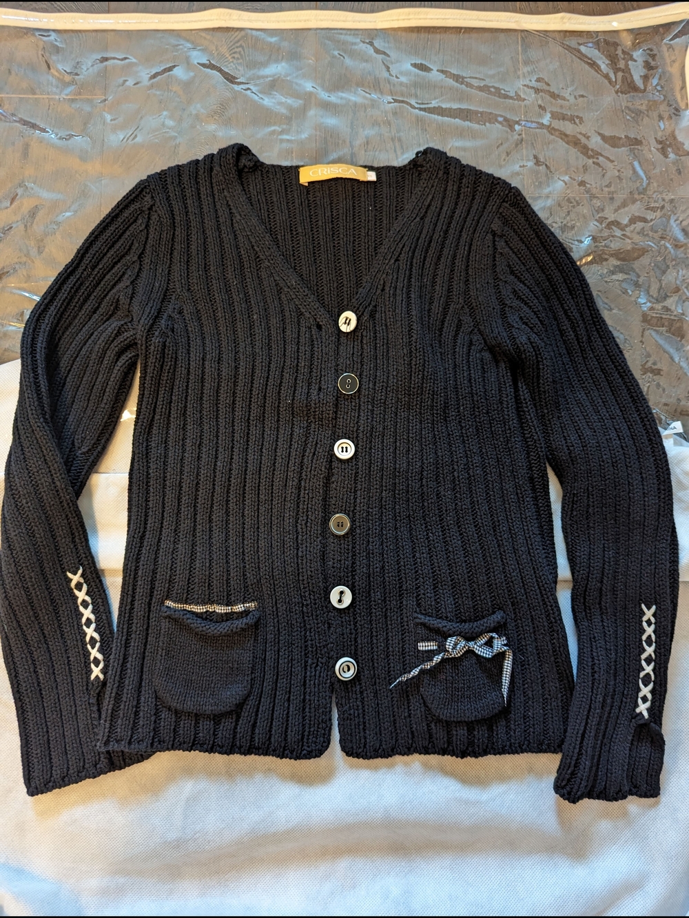Crisca Black Ribbed Button-Front Cardigan with Pocket Bows